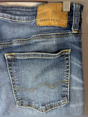 American Eagle 31 Women’s High-Rise Faded Blue Skinny Jeans thumbnail 4