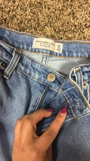 Abercrombie Jeans The 90s Ultra High-Rise thumbnail 3