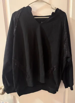 Jantzen Ruby Black Sweater thumbnail 1