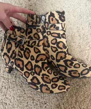 Sam Edelman cheetah print booties thumbnail 1
