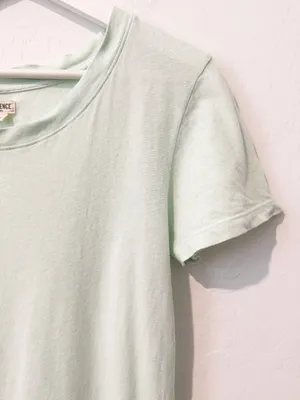 L’Agence Cory Cotton Scoopneck Tee Size Medium Honeydew Classic Basic Minimalist thumbnail 4