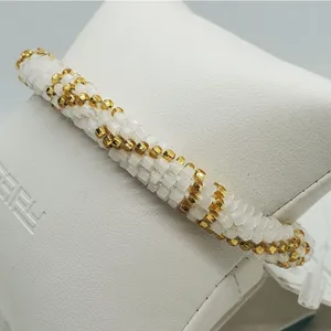 NWT 3 Strands White & Gold Beaded Bracelet thumbnail 3