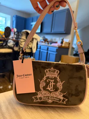 Juicy Couture thumbnail 1