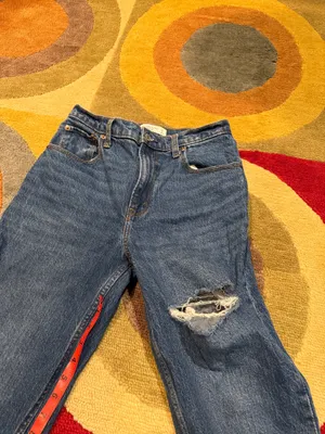 Abercrombie & Fitch The 90’s Straight Ultra High Rise Jeans Distressed Size 27 thumbnail 3