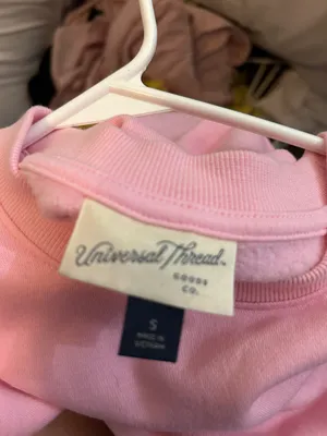Universal Threads Pink Crew neck thumbnail 3