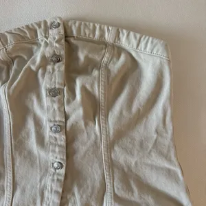 Divided H&M Beige Button-Up Strapless Top thumbnail 2