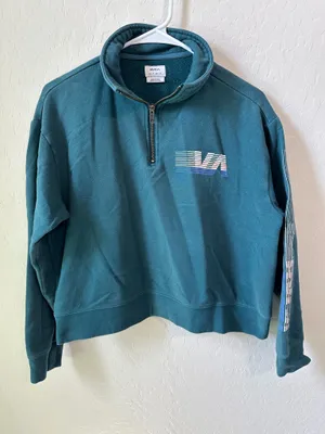 Crop Rvca sweatshirt  thumbnail 1