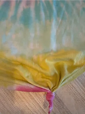 Generation Love Pastel Rainbow Tie-Dye Knotted Hem Crew Neck T-Shirt Size Small thumbnail 2