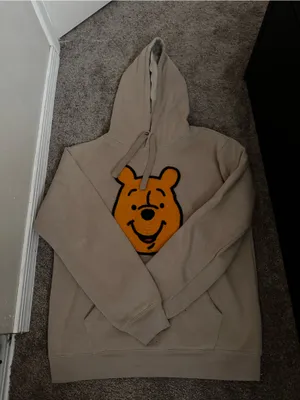 Winnie the Pooh Hoodie Size Medium 0534 thumbnail 1