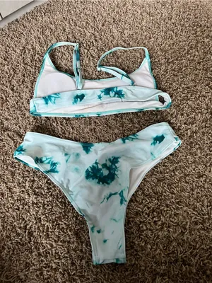 SHEIN Teal & White Tie-Dye Bikini Set thumbnail 2