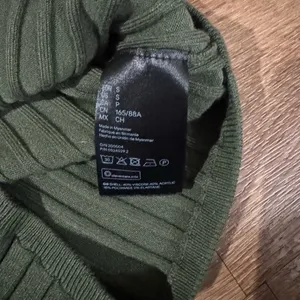 DIVIDED H&M Tank‎ Top thumbnail 4