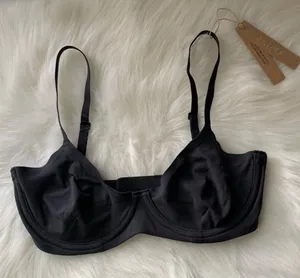 SKIMS (B24) Underwire Bra BR-UWR-2293) NWT thumbnail 1