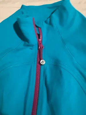 Lululemon jacket  thumbnail 5