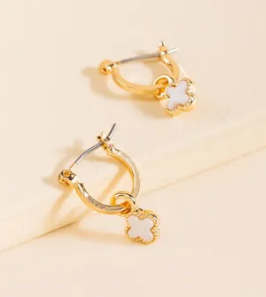Francesca’s Dainty Gold Hoop Earrings thumbnail 1