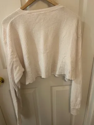 Brandy Melville Cropped Sweater thumbnail 2