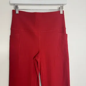 Athleta Salutation Stash Pocket Rib Flare Meg Red Pants Womens Medium thumbnail 6