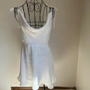 Olia White Satin Cowl Neck Mini Dress Tie Shoulder Back Detail Size M thumbnail 2