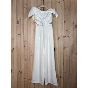 NWT Lulus Captivating Entrance White Off-the-Shoulder Two-Piece Jumpsuit Sz XS thumbnail 2