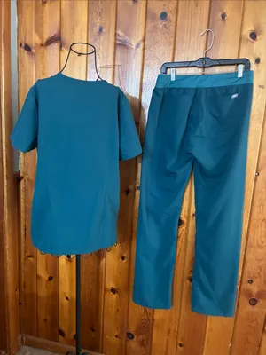 Figs Women's Teal Scrub Top set size medium thumbnail 6