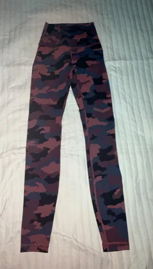Lululemon Leggings thumbnail 1