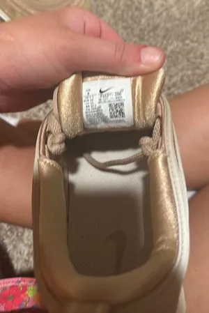 Nike Air Max Shoes thumbnail 2