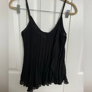 Free People pleated top. Trendy thumbnail 3