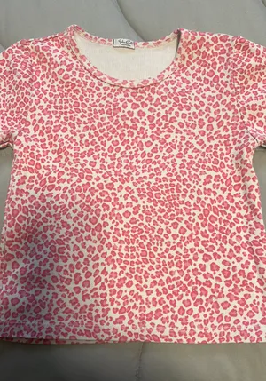 Brandy Melville Cheetah Top thumbnail 1
