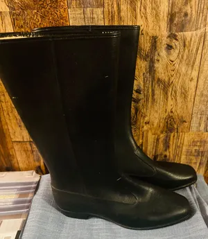 Chandlers Vintage English leather and sheep lined boots Size 8 black thumbnail 1