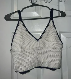 Hollister Crochet Style V-Neck Bralette thumbnail 1