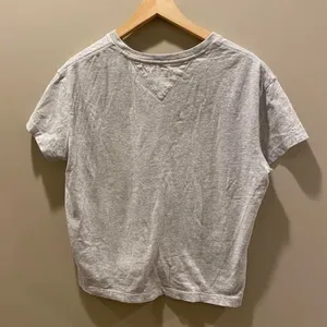 T-Shirt thumbnail 4