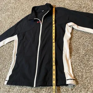 Lululemon Activewear Zipper Top Size 2 thumbnail 8