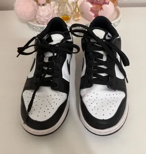 Nike Panda Dunk Low thumbnail 1