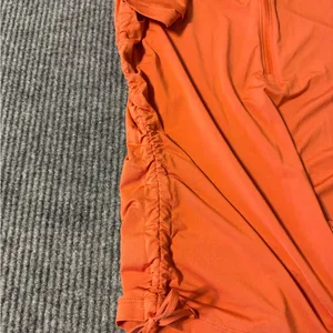 Helly Hansen Vibrant Orange Half-Zip quick dri Top size Medium‎ thumbnail 5