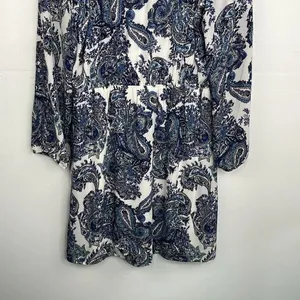 DR2 by Daniel Rainn Blue White Paisley Shift Dress Tassel Tie Neck Split MEDIUM thumbnail 10