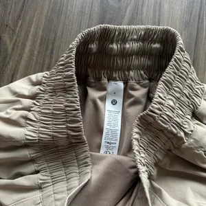 Lululemon Hotty Hot Shorts thumbnail 3