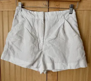 Wilfred White Women's Shorts thumbnail 1