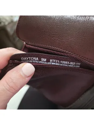 Baretraps Womens Daytona Lug Sole Boots Booties Size 9 Burgundy Comfort Shoes thumbnail 6