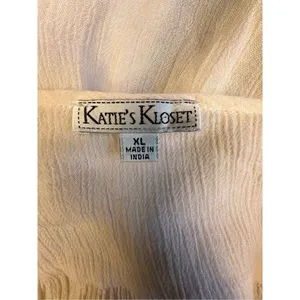 Katie’s Kloset Cream Lightweight Long Sleeve Boho V-Neck Blouse thumbnail 2