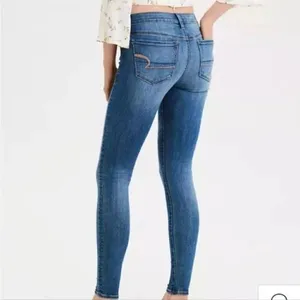 ✨American Eagle Super Stretch X Hi-Rise Jeggings✨ thumbnail 2
