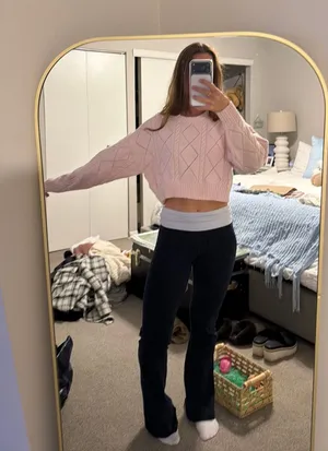 Sunday Best Aritzia Sweater thumbnail 1