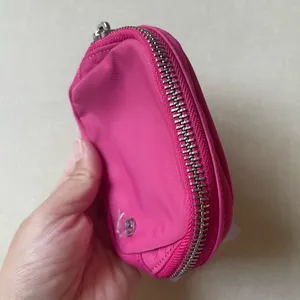 Lululemon Everywhere Belt Bag Nano - Raspberry coulis thumbnail 6