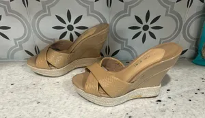 Gianni Bini Platform Wedge Heel Sandals Size 6 thumbnail 5
