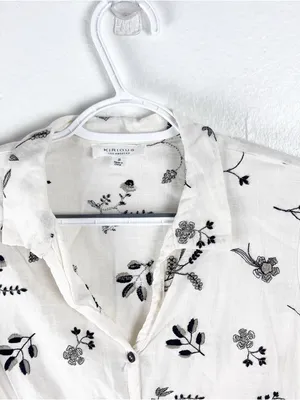 KIRIOUS Floral Embroidered Linen Blend Short Sleeves Tie Front Crop Top Small thumbnail 7