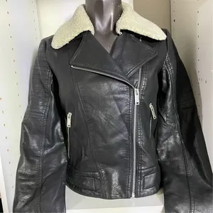 Women's Black Faux Leather Jacket M Quilted Sleeves Sherpa Collar thumbnail 9