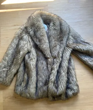 Abercrombie Faux Fur Coat thumbnail 1