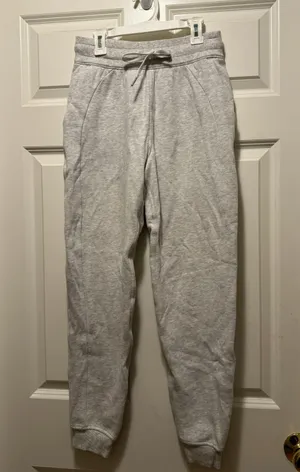 Lululemon Scuba High Rise Grey Sweatpants thumbnail 2