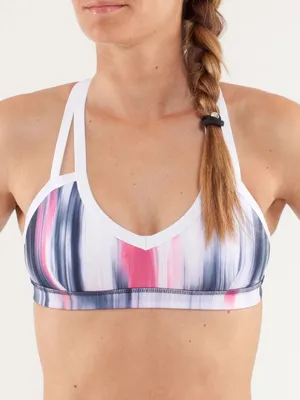lululemon run: bound bra size 4 thumbnail 1