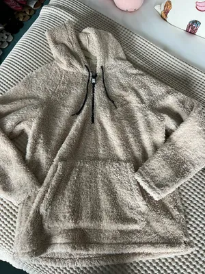 Fuzzy fleece thumbnail 1