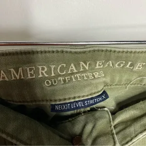 American Eagle Outfitters high Rise Jegging Crop olive‎ green size 6 thumbnail 2