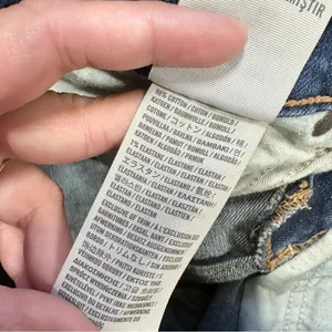 Abercrombie & Fitch The A&F Skinny Jeans Mid-Rise Distressed Raw Hem Size 28x35 thumbnail 11